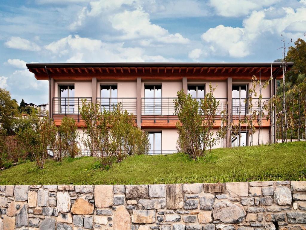 Residence Caffe Maya Maslianico Bagian luar foto
